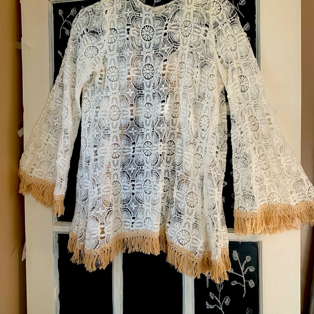 Surf Gypsy crochet beach coverup size M